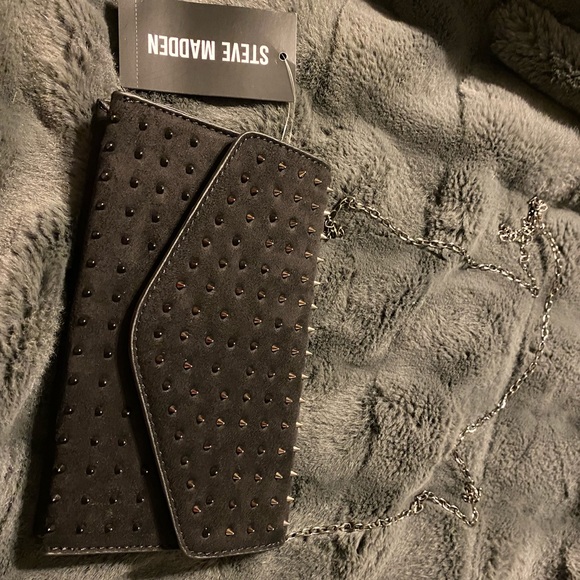 Steve Madden - Picture 4 of 6